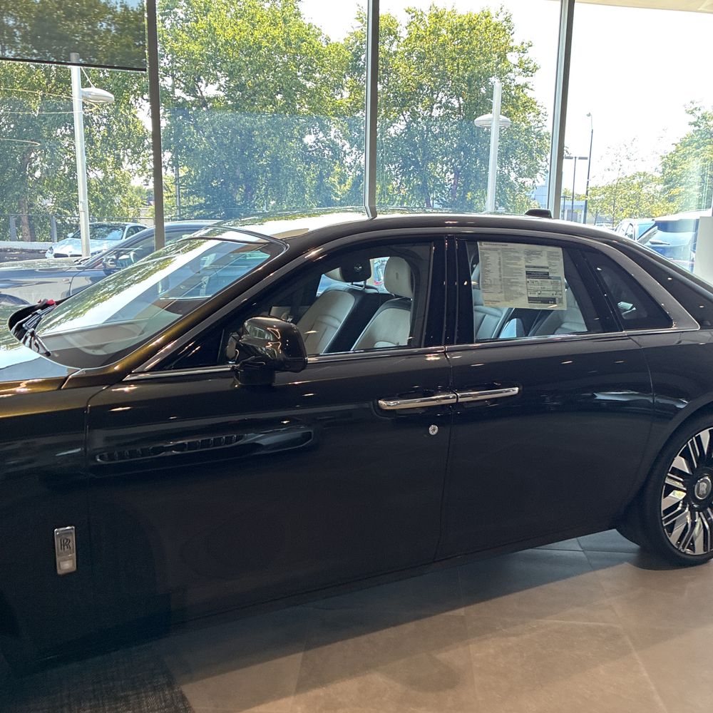 2025 Rolls-Royce Ghost
