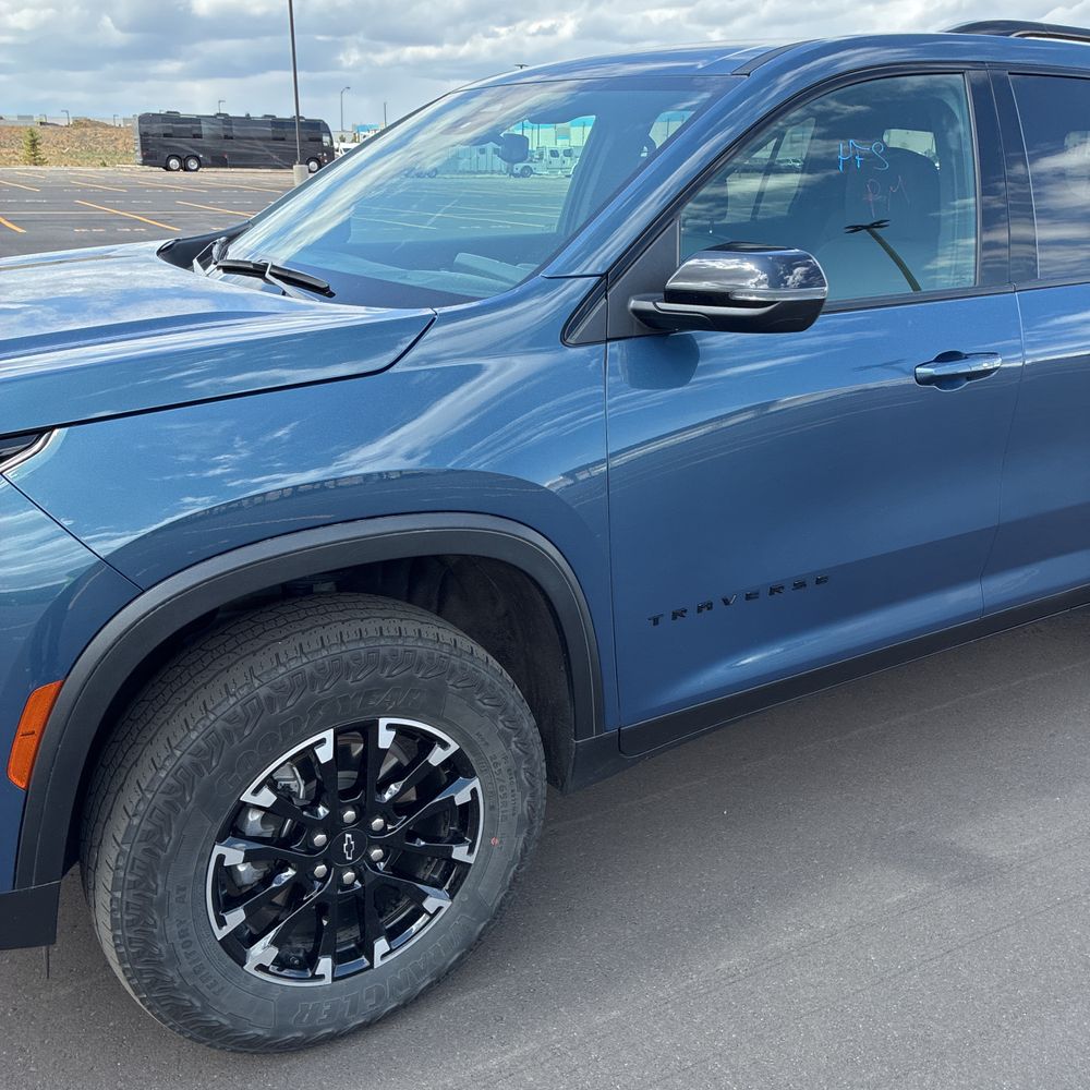 2025 Chevrolet Traverse Z71