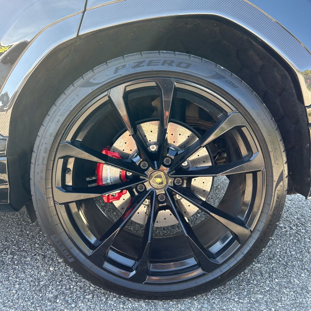 2020 Lamborghini Urus