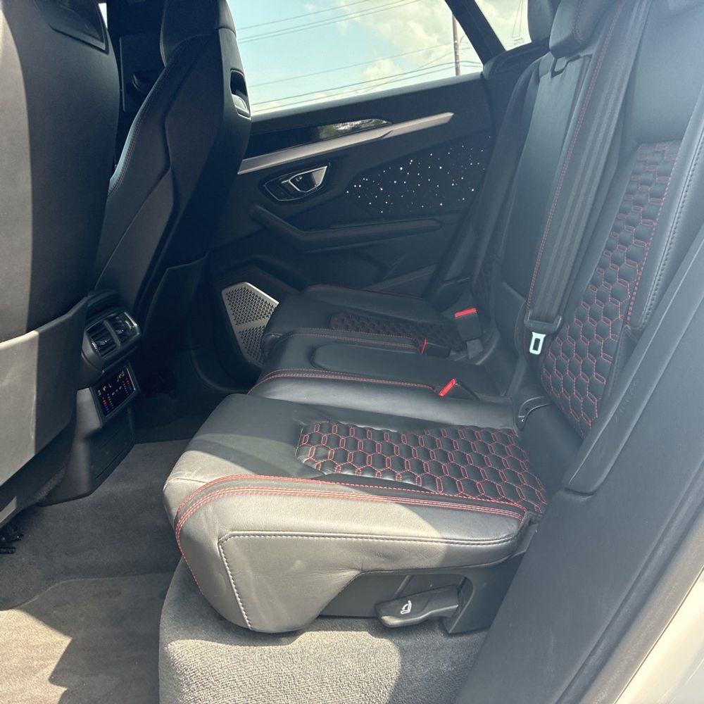 2020 Lamborghini Urus