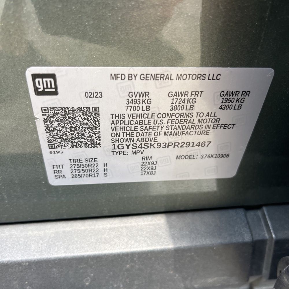 2023 Cadillac Escalade-V ESV Base