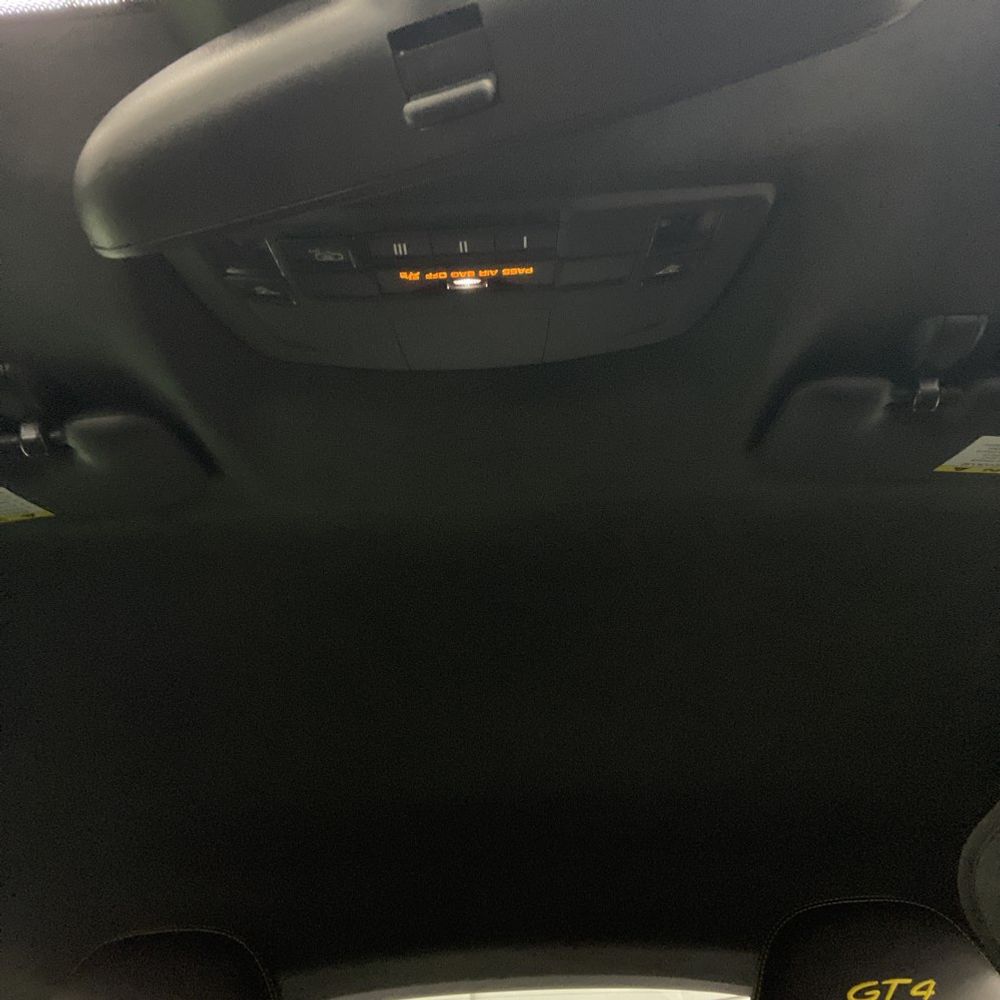 2021 Porsche 718 Cayman GT4