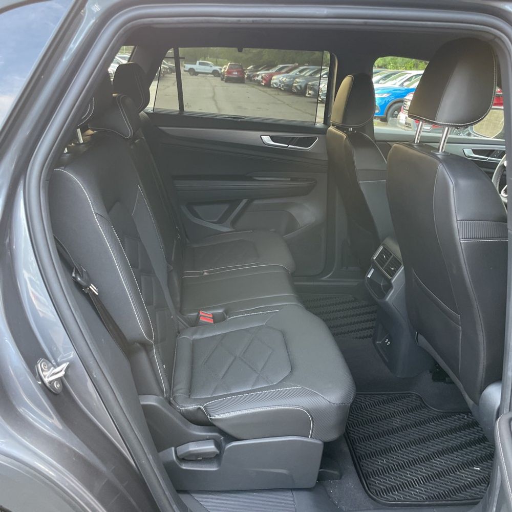 2024 Volkswagen Atlas Cross Sport SE 4Motion
