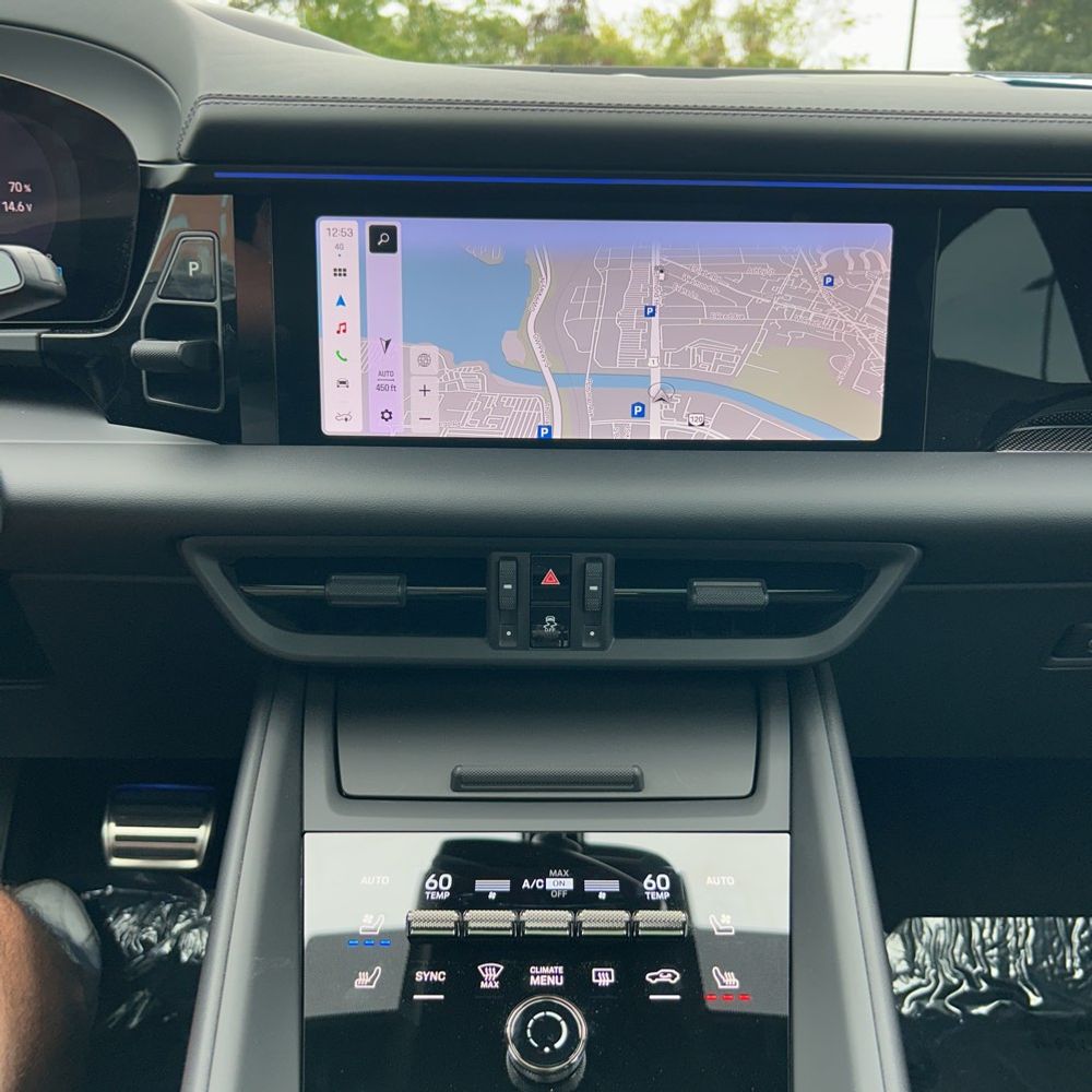 2025 Porsche Macan EV Turbo