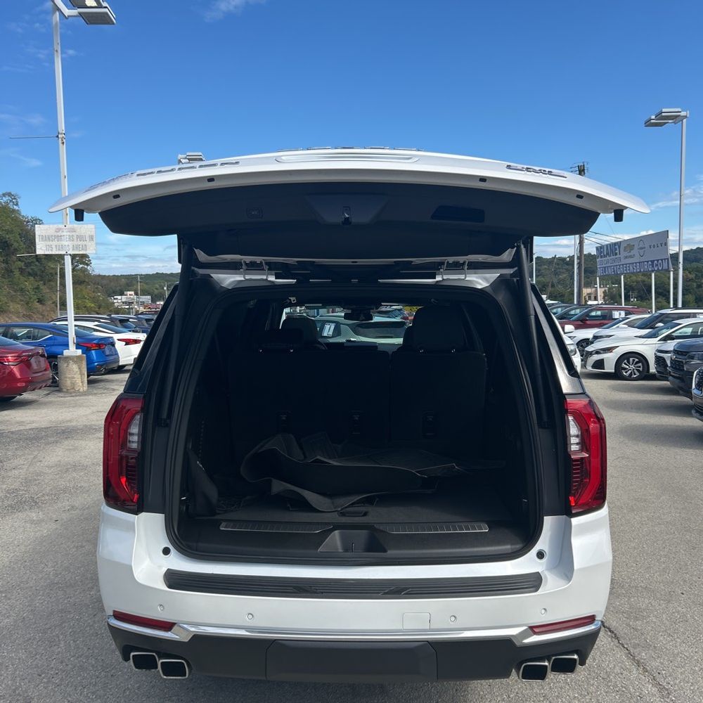 2025 GMC Yukon XL Denali