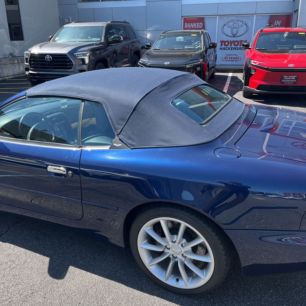 2001 Aston Martin DB7 Volante