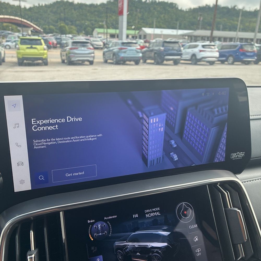 2024 Lexus LX 600 F SPORT Handling