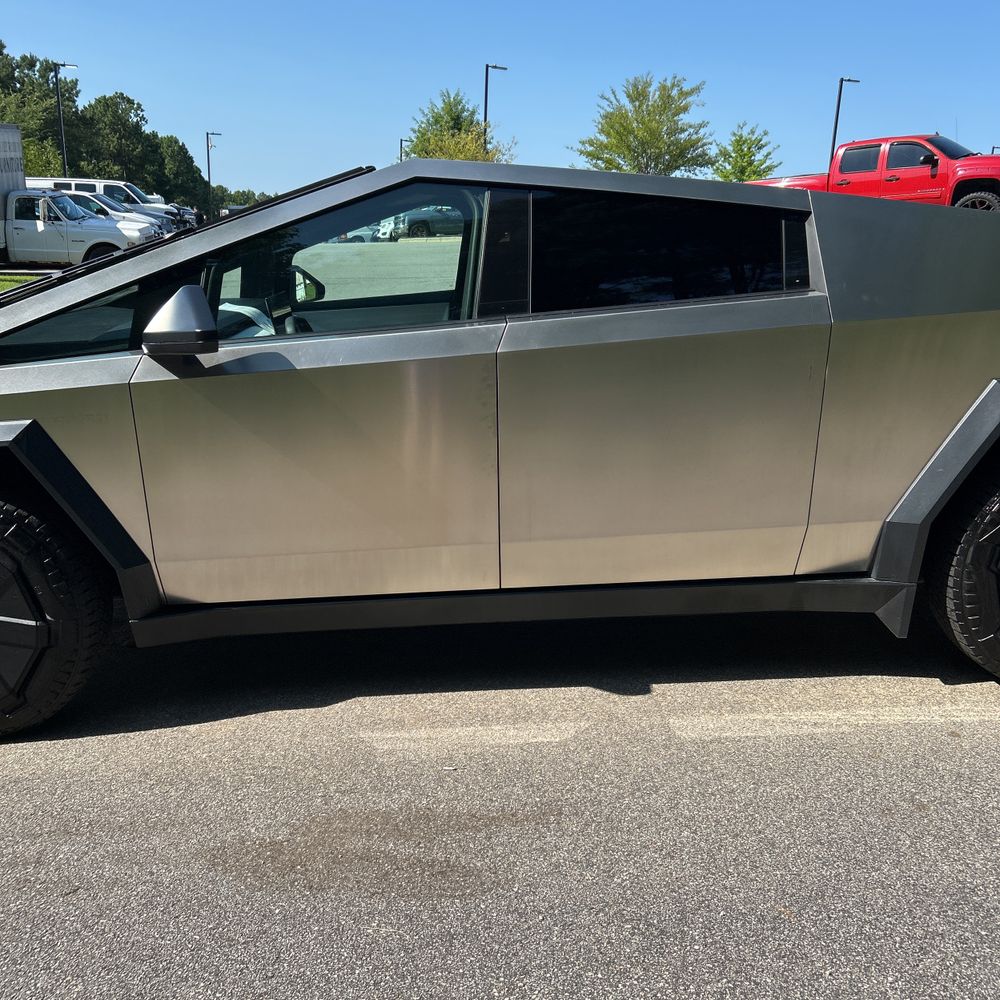 2024 Tesla Cybertruck Base