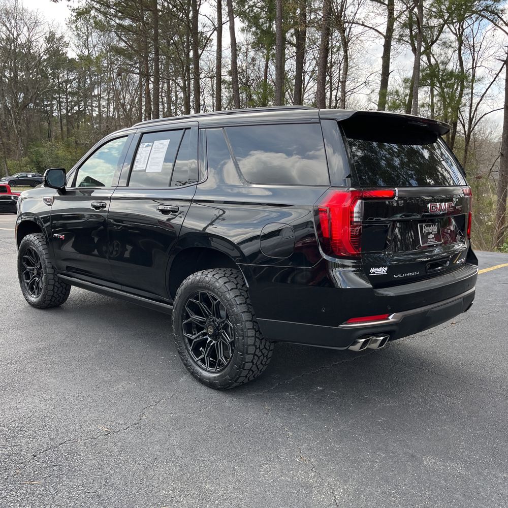 2025 GMC Yukon AT4 Ultimate