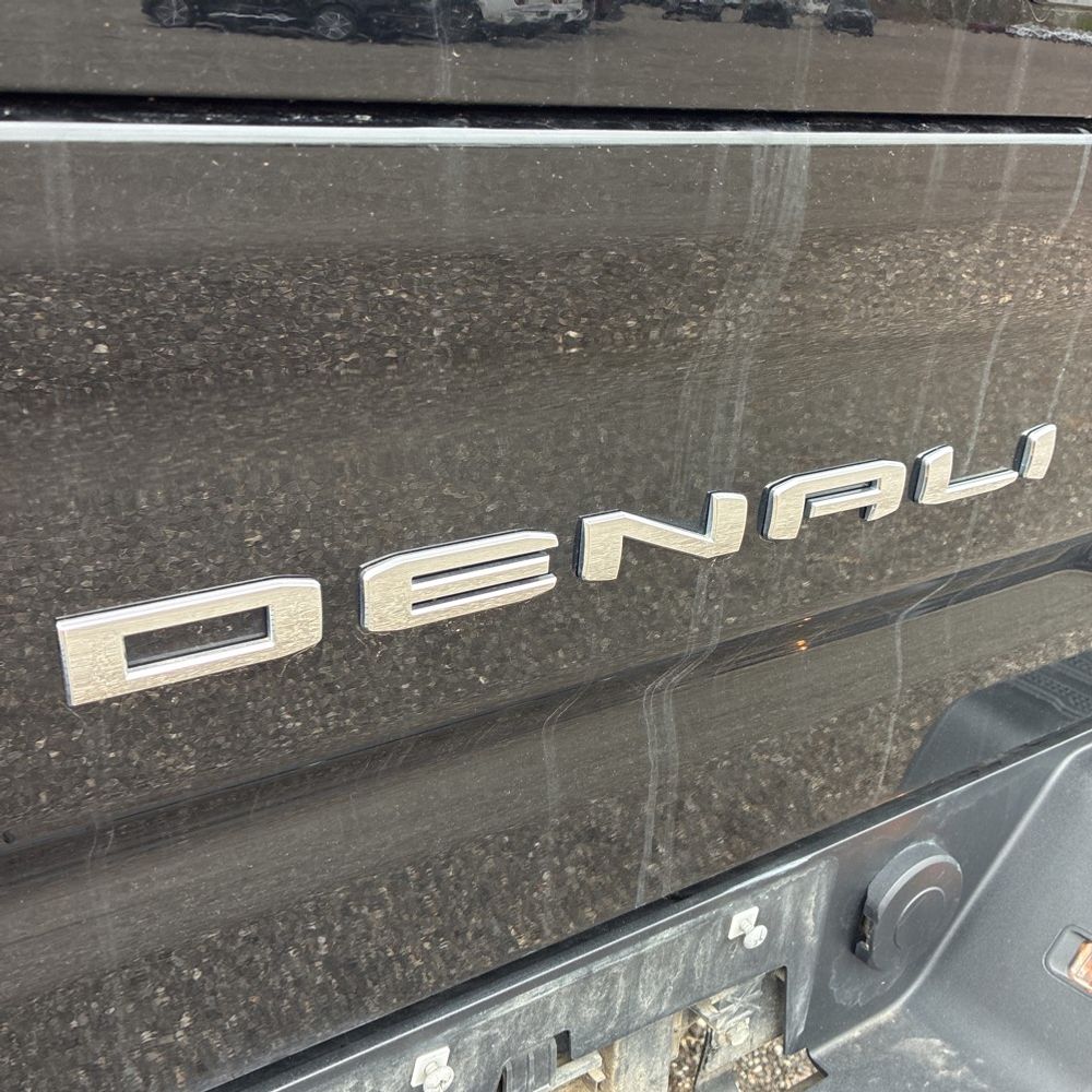 2024 GMC Sierra 2500 Denali