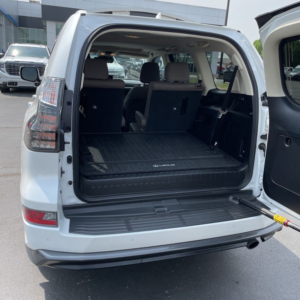 2023 Lexus GX 460 Base