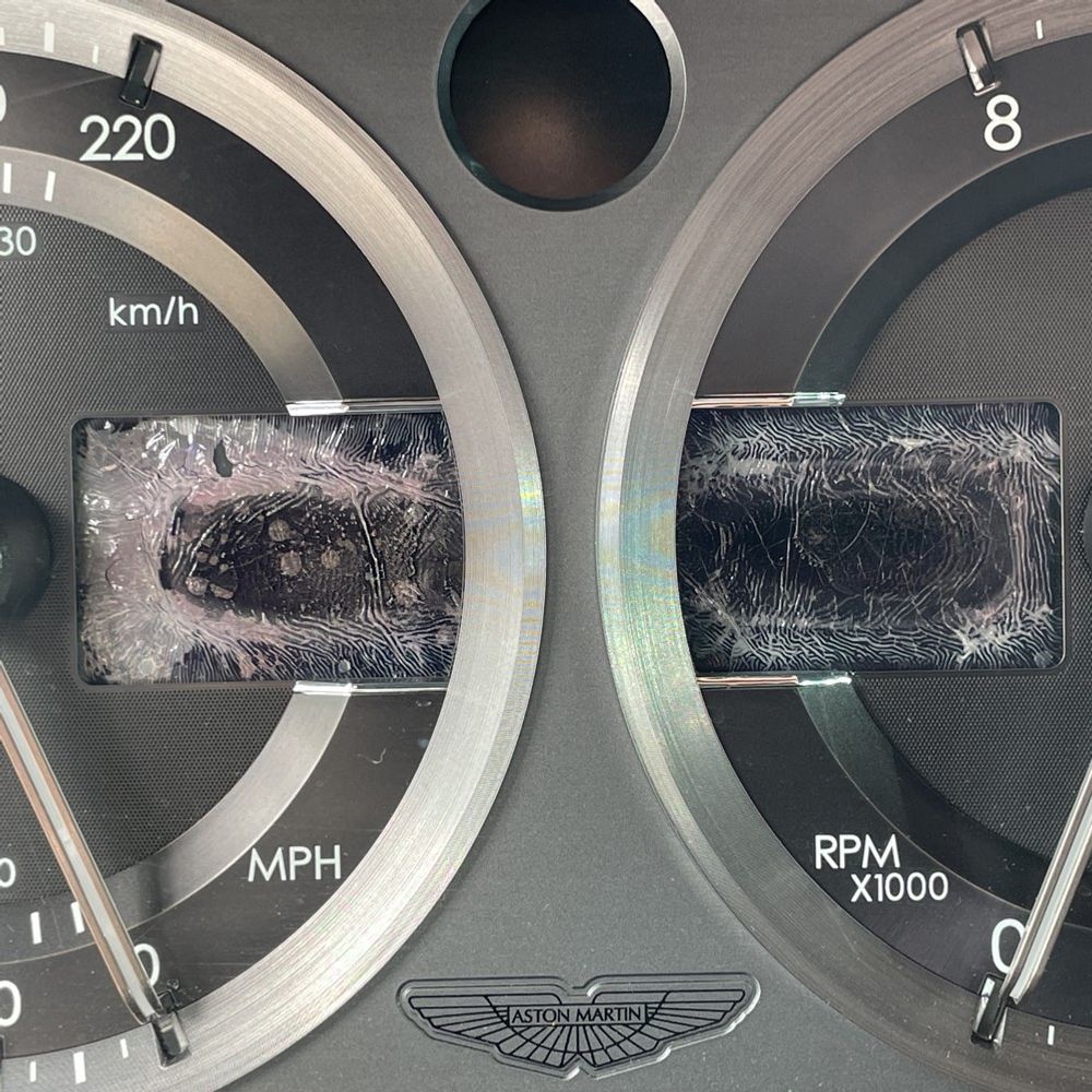 2005 Aston Martin DB9 Volante