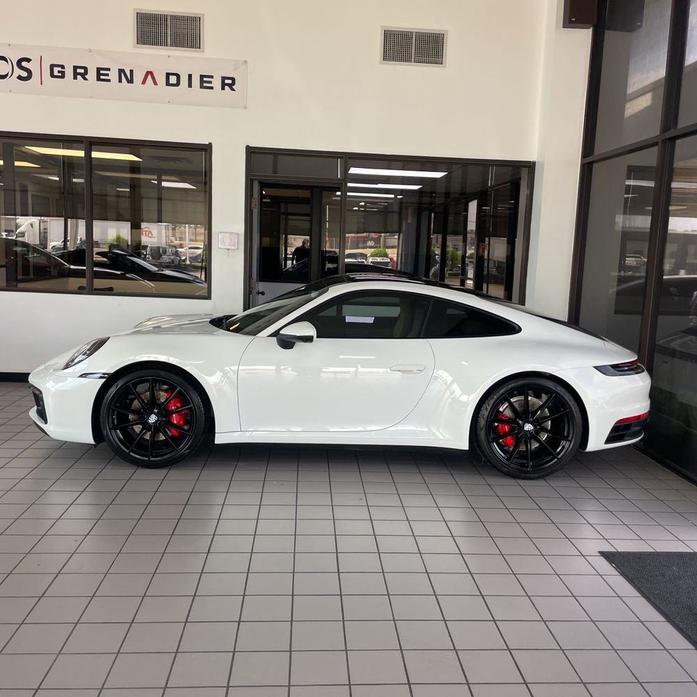2024 Porsche 911 Carrera