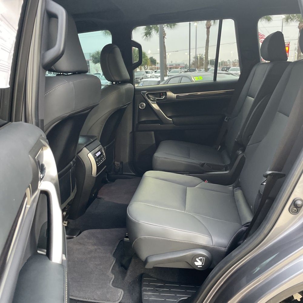 2023 Lexus GX 460 Base