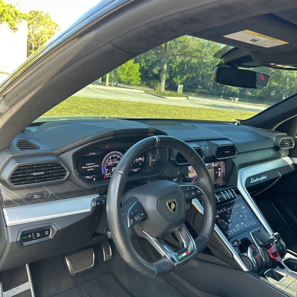 2019 Lamborghini Urus