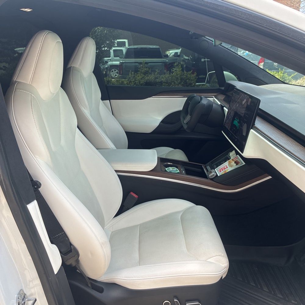 2022 Tesla Model X Base