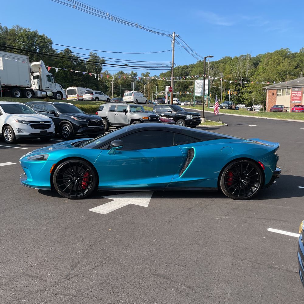 2023 McLaren GT