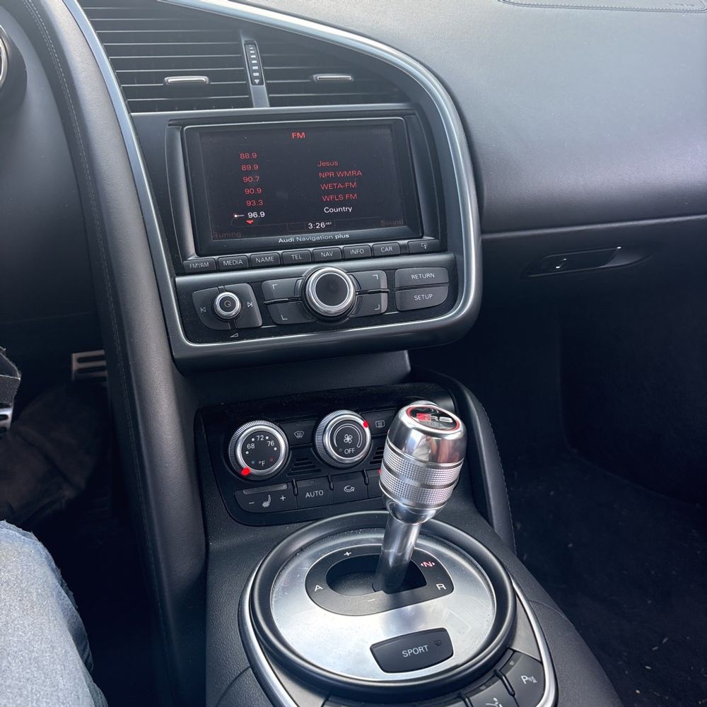 2010 Audi R8