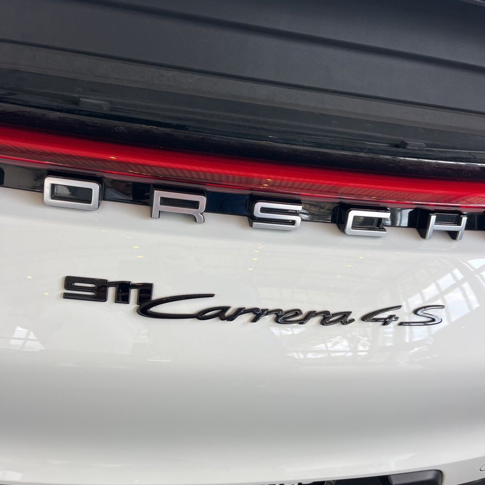 2020 Porsche 911 Carrera 4S