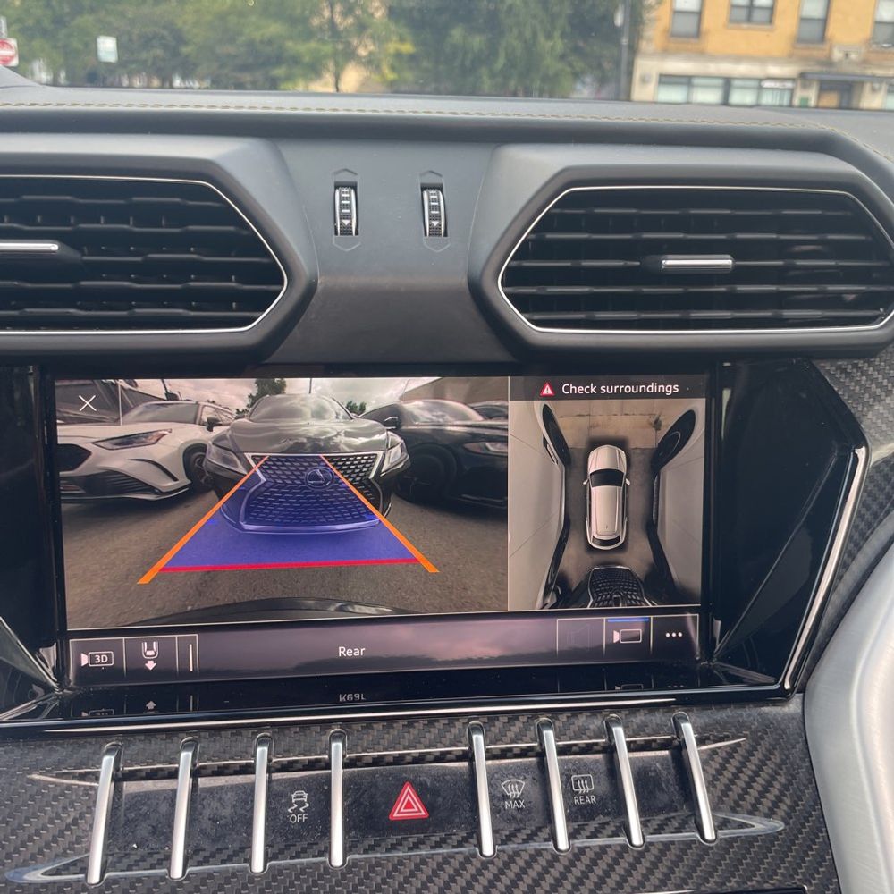 2020 Lamborghini Urus
