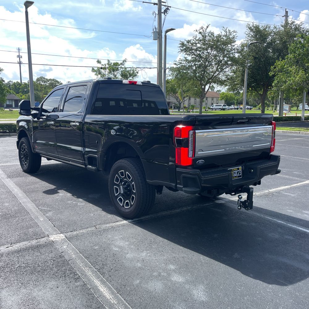 2024 Ford F-350 Super Duty Platinum