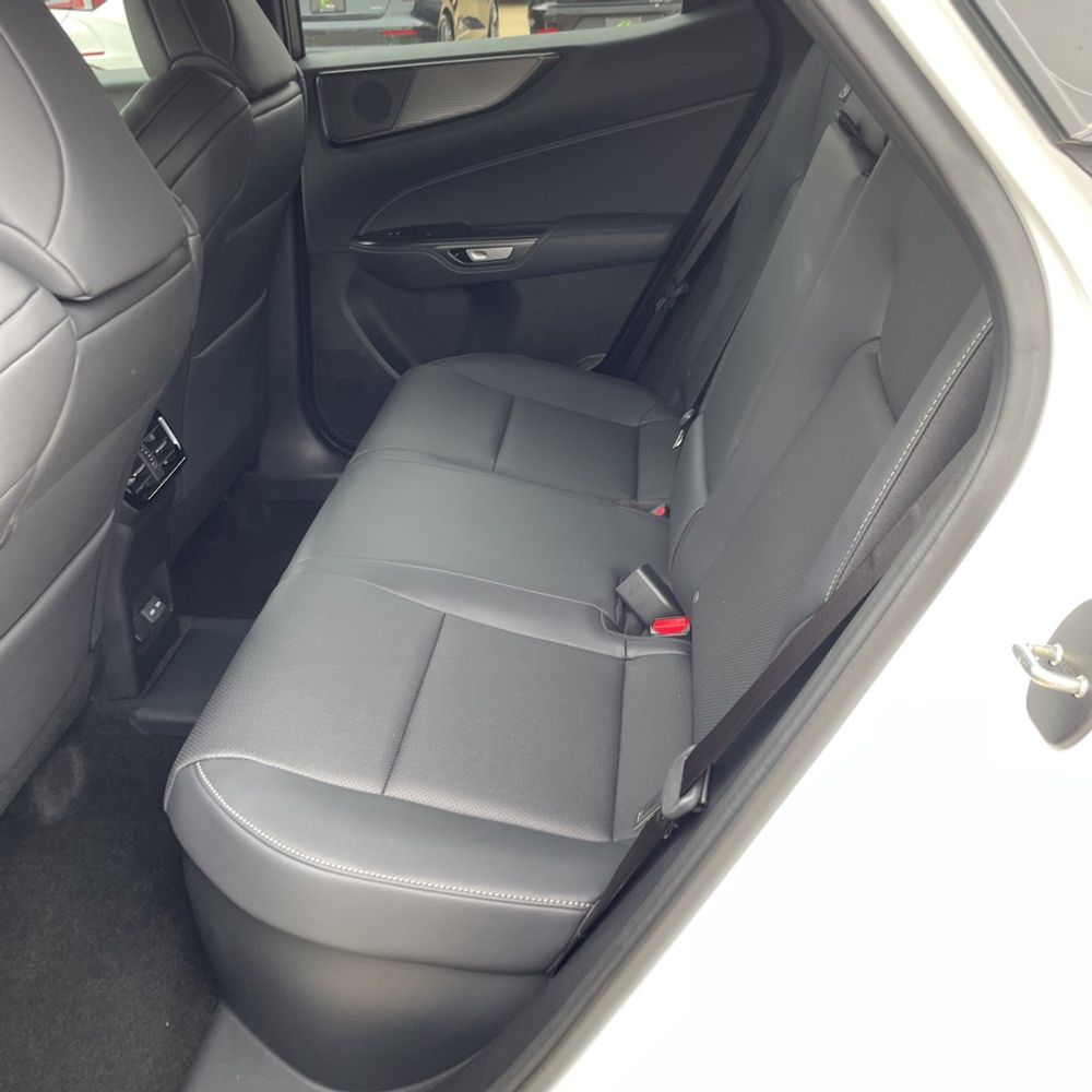 2025 Lexus NX 450h+ F SPORT Handling