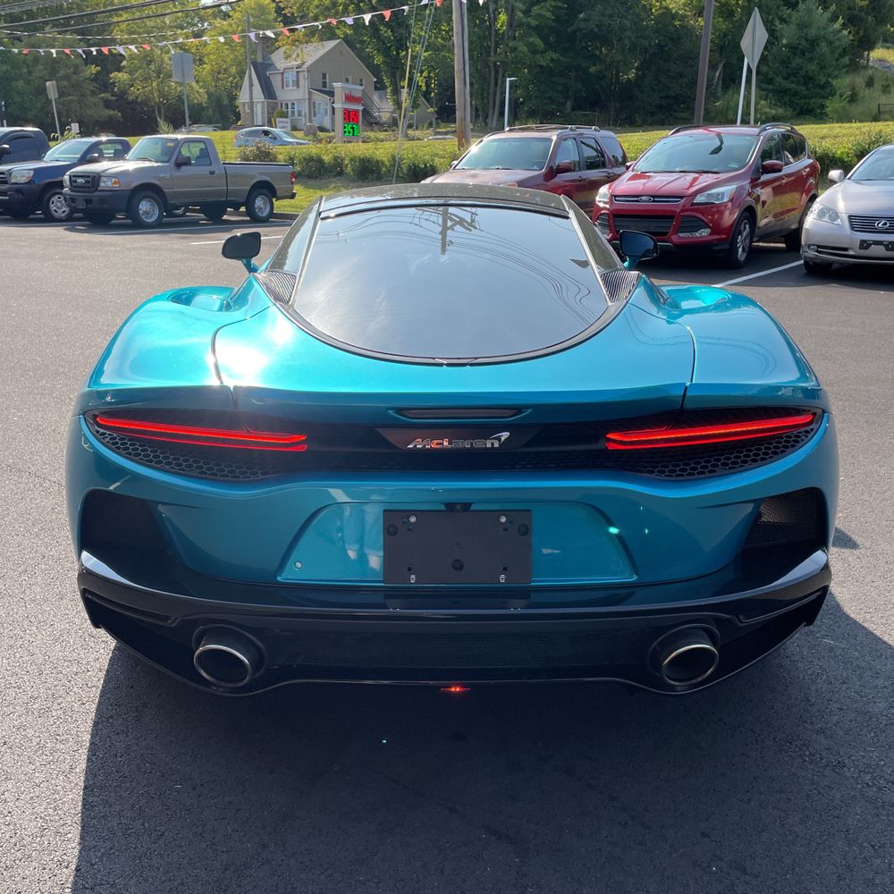 2023 McLaren GT