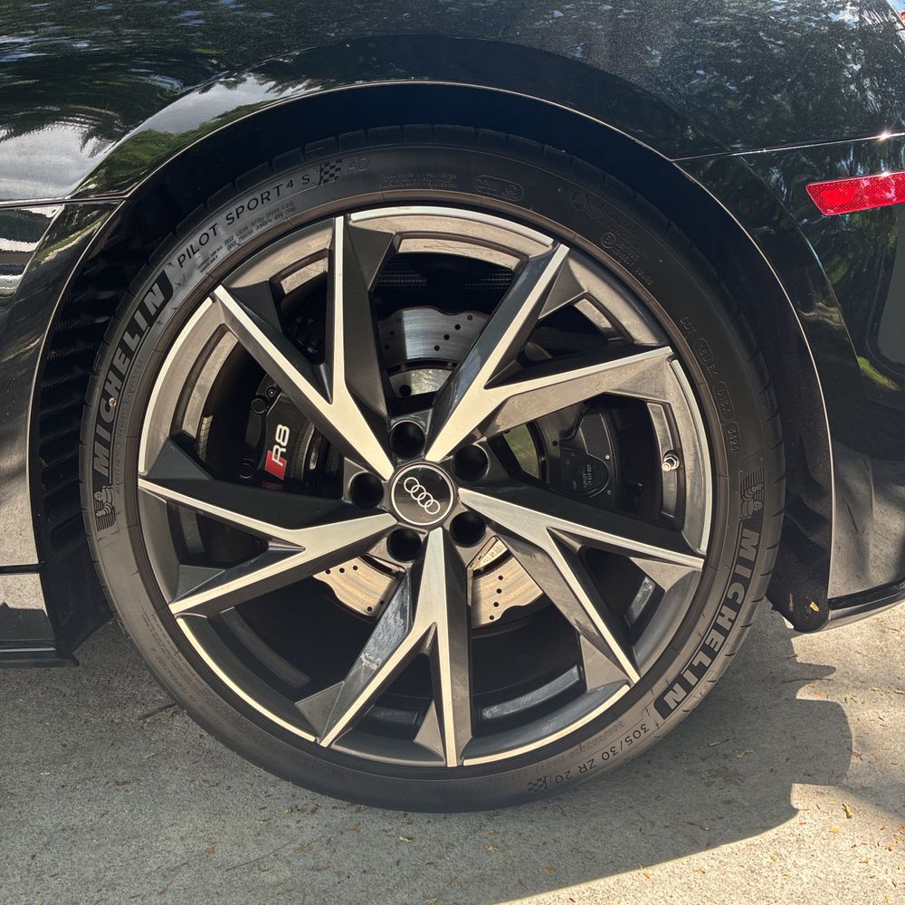 2023 Audi R8 V10 Performance