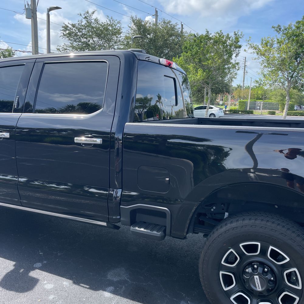 2024 Ford F-350 Super Duty Platinum