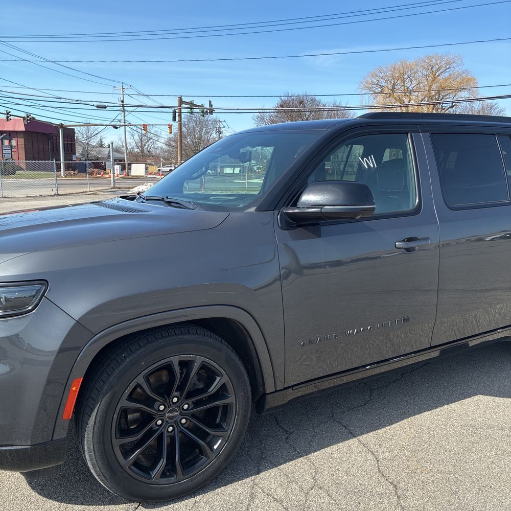 2024 Jeep Grand Wagoneer L Obsidian