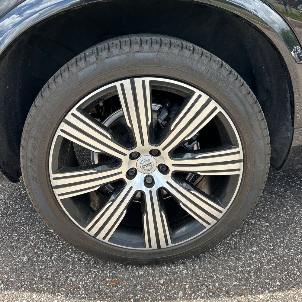 2021 Volvo XC90 T6 Inscription 7 Passenger