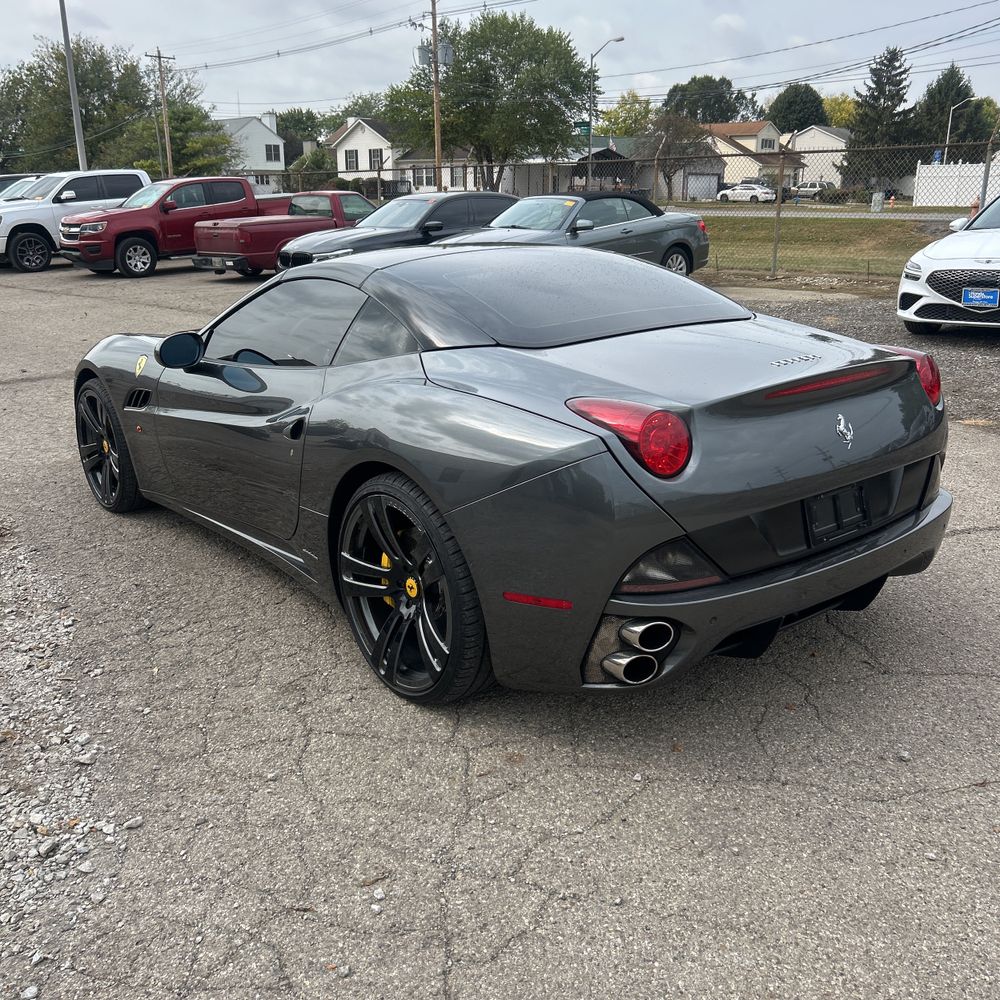 2010 Ferrari California