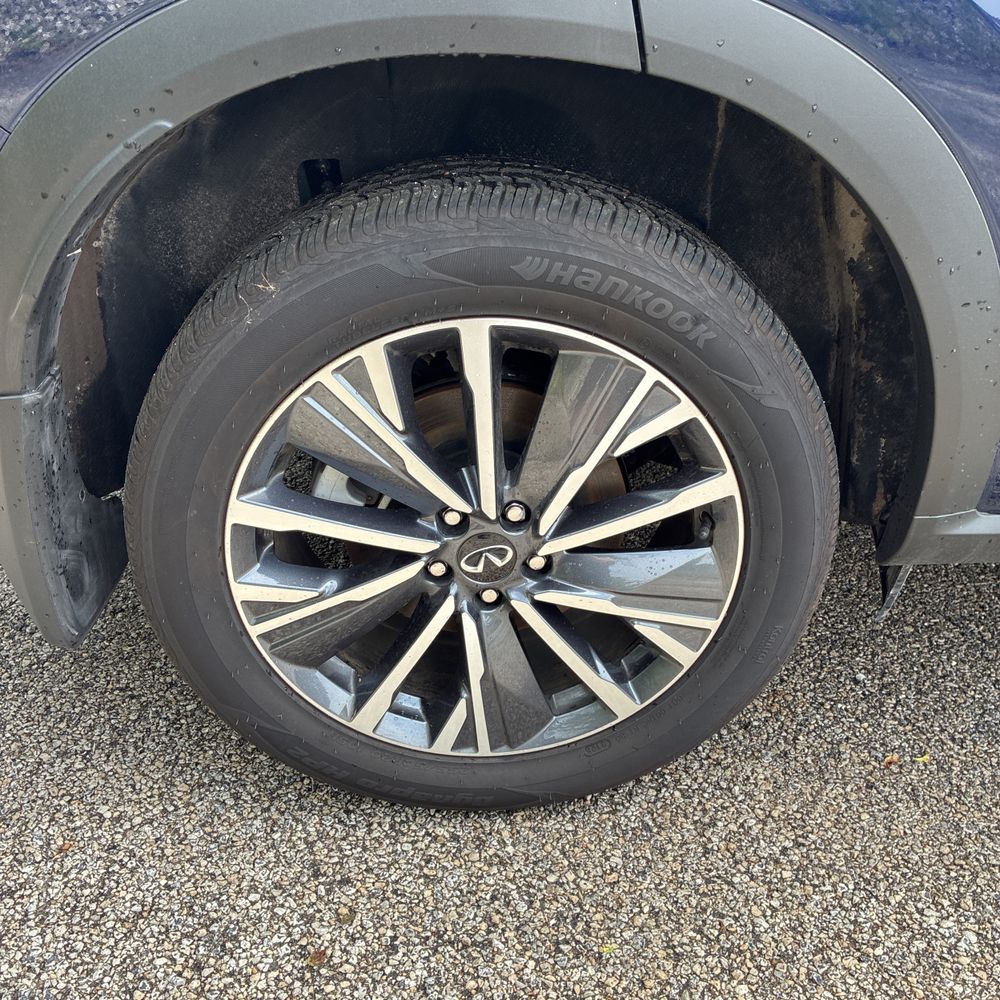 2026 INFINITI QX60 LUXE photo 19
