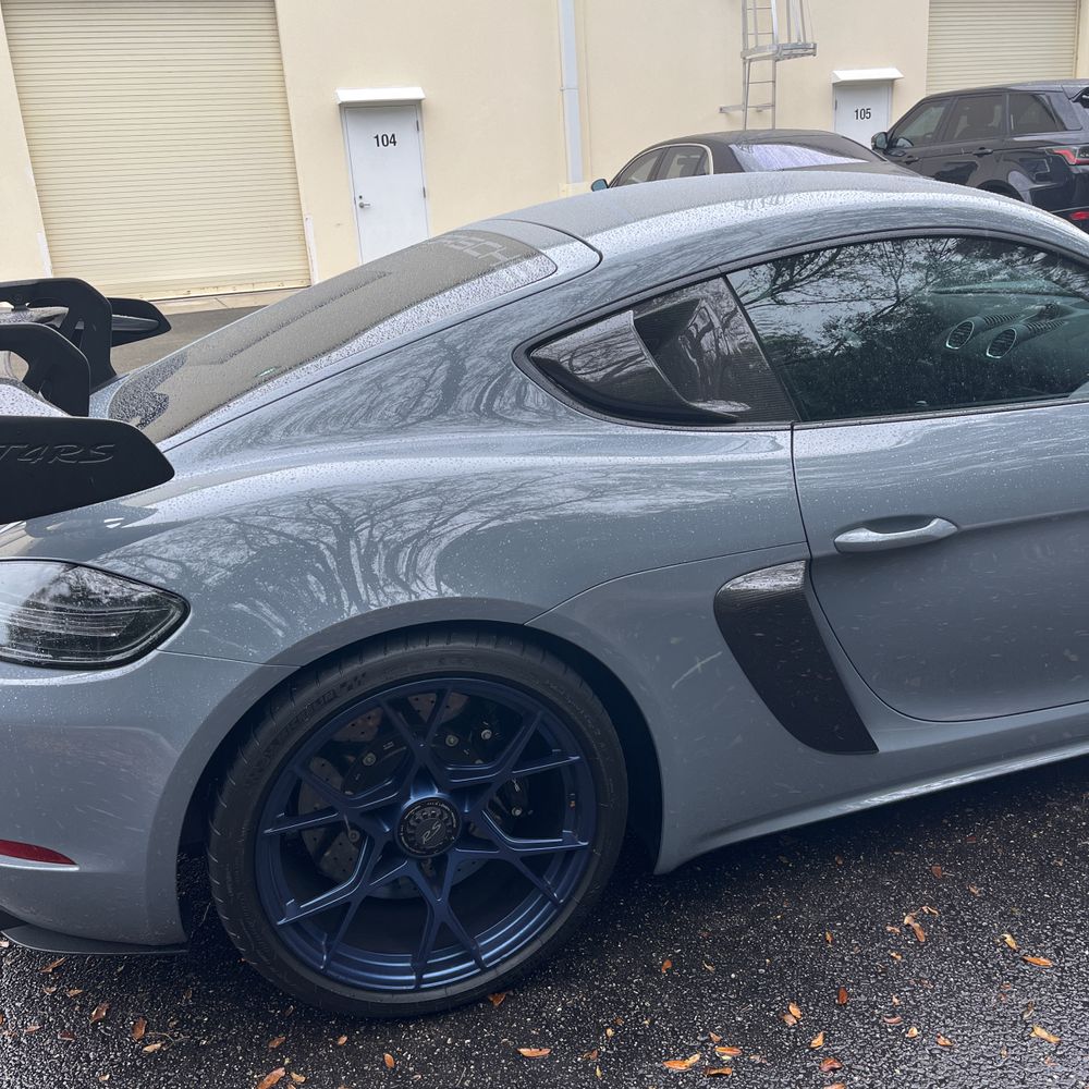 2023 Porsche 718 Cayman GT4 RS