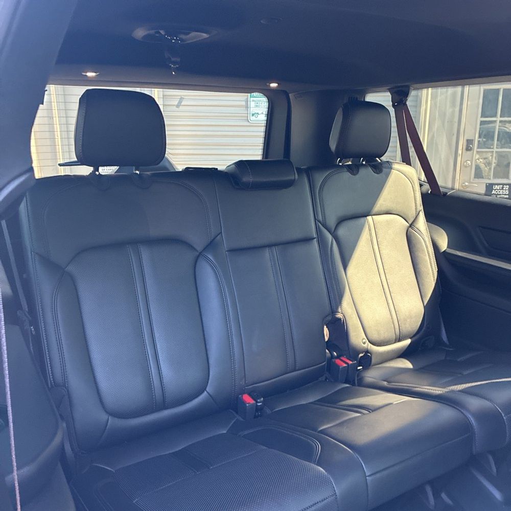 2025 Jeep Wagoneer L Series II Carbide 4x4