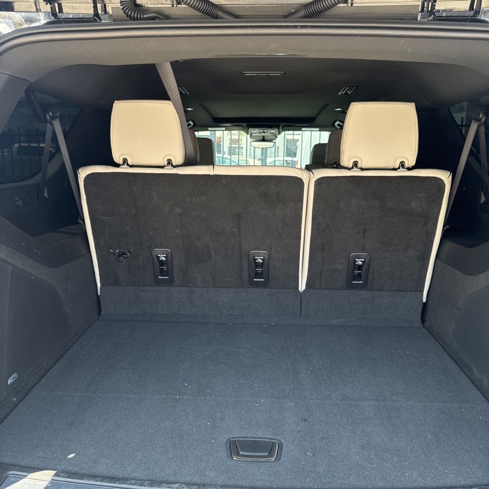 2025 Cadillac Escalade ESV Sport