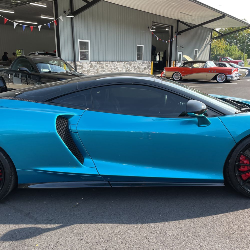 2023 McLaren GT