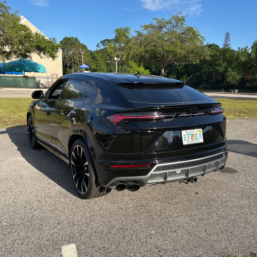 2019 Lamborghini Urus