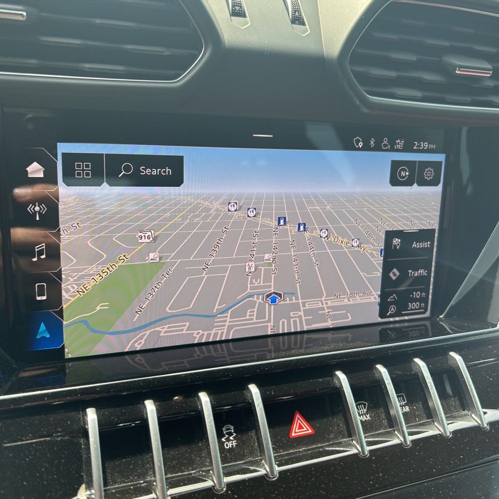 2021 Lamborghini Urus Base