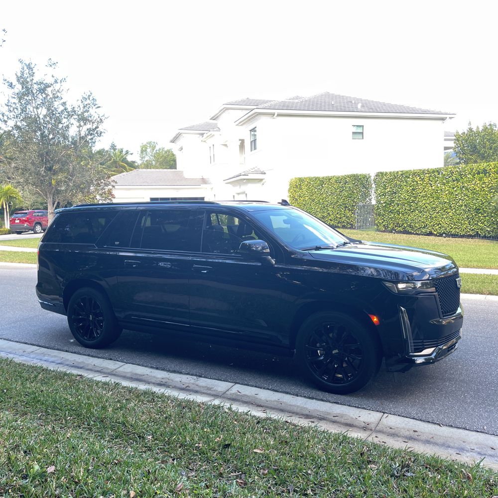 2024 Cadillac Escalade ESV Sport