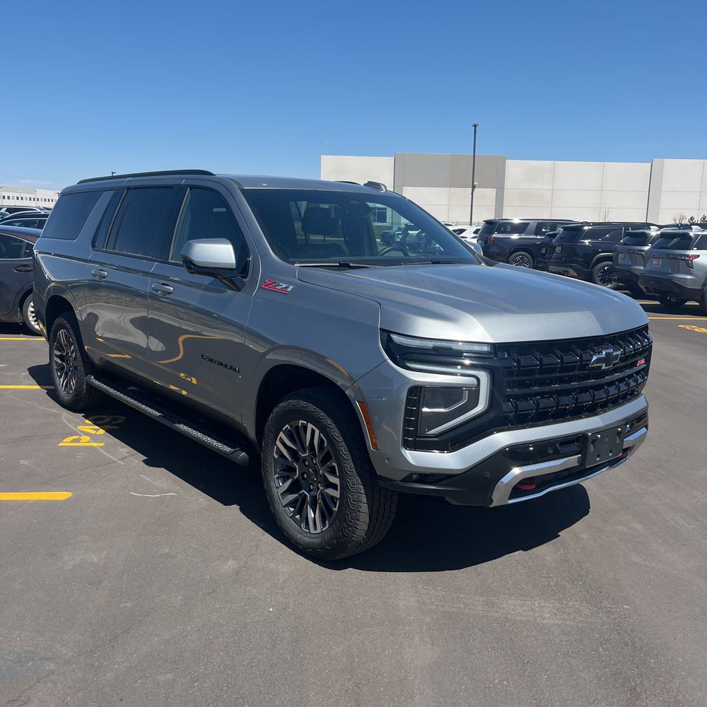 2025 Chevrolet Suburban Z71