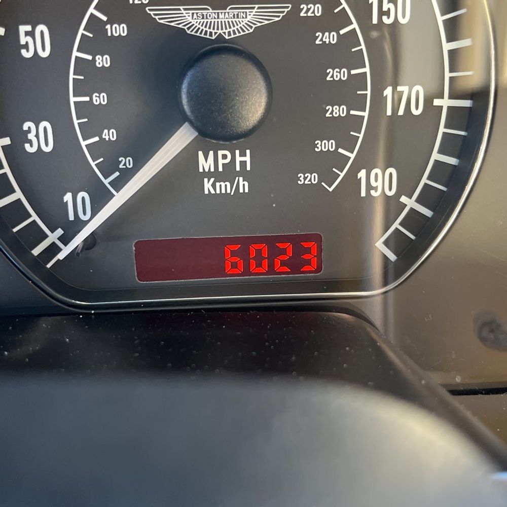 2001 Aston Martin DB7 Volante