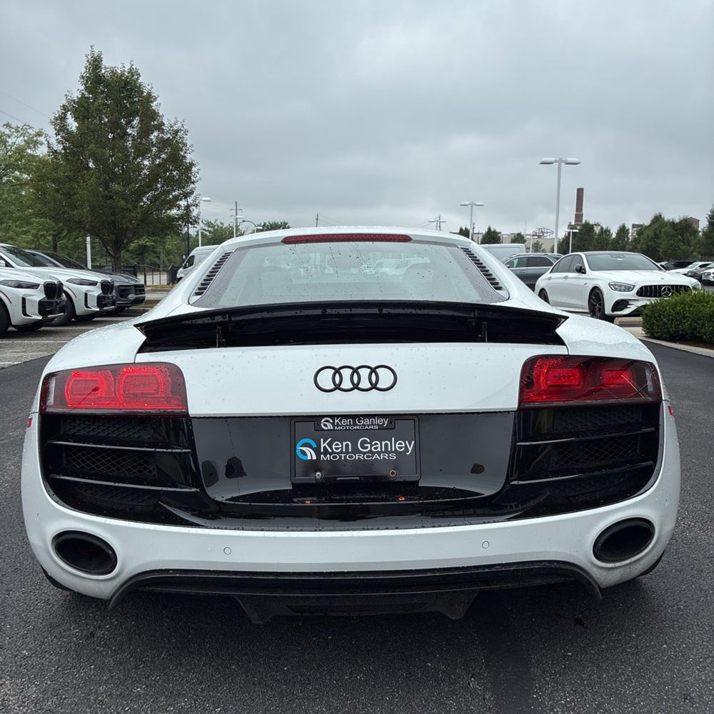 2011 Audi R8 5.2