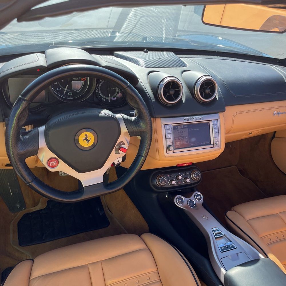 2010 Ferrari California