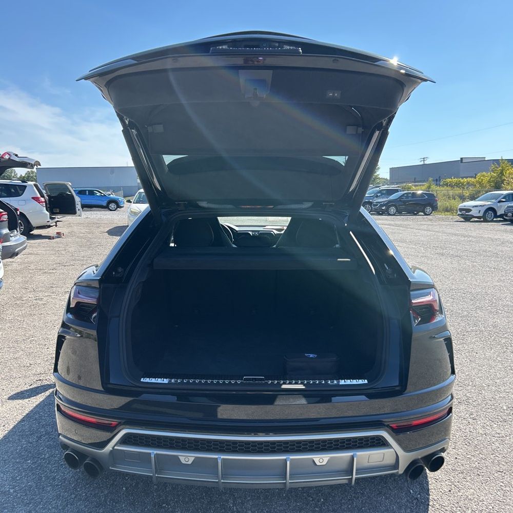 2020 Lamborghini Urus