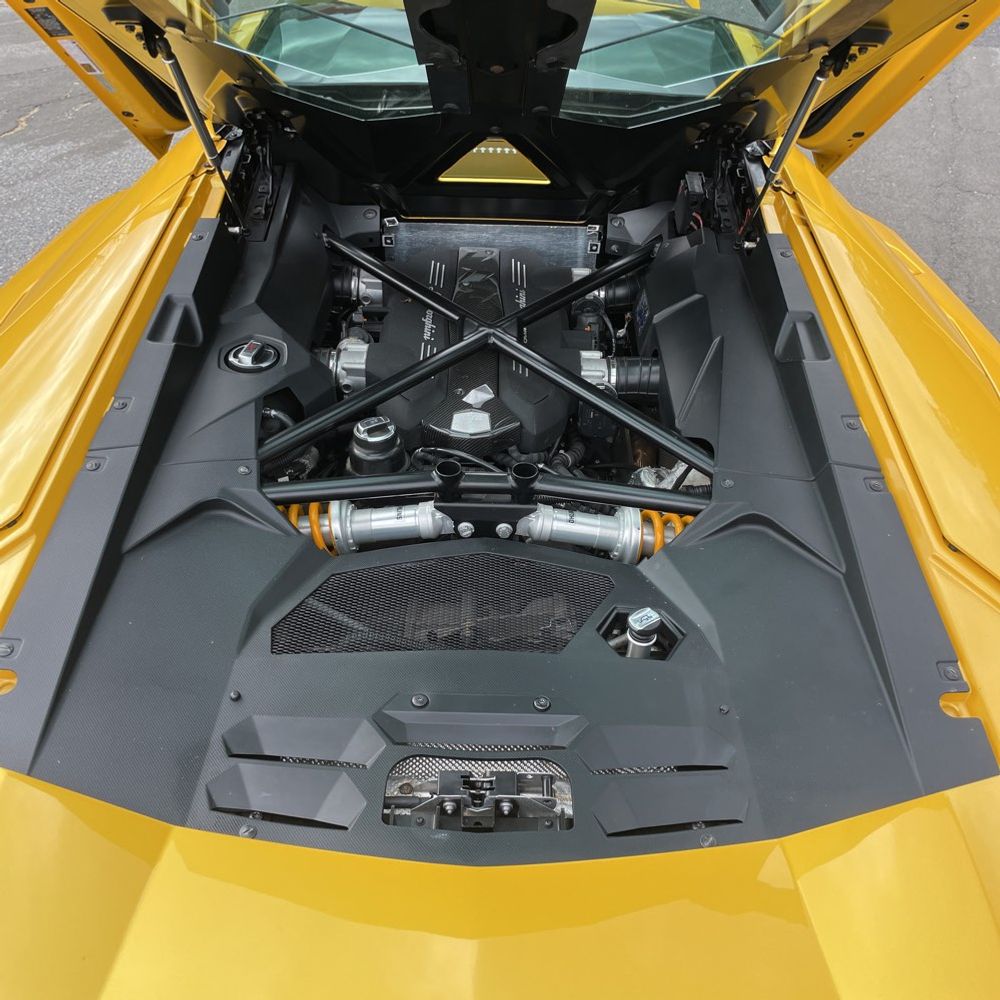 2014 Lamborghini Aventador