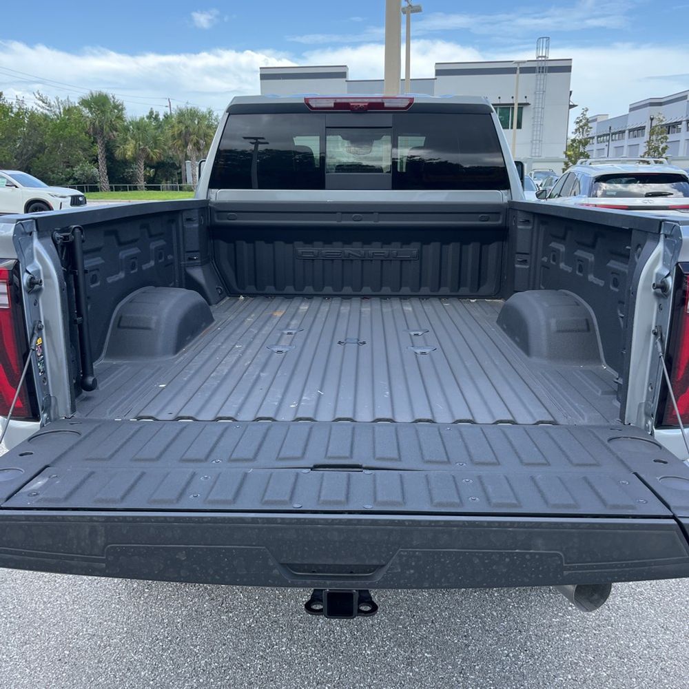 2024 GMC Sierra 3500HD Denali Ultimate