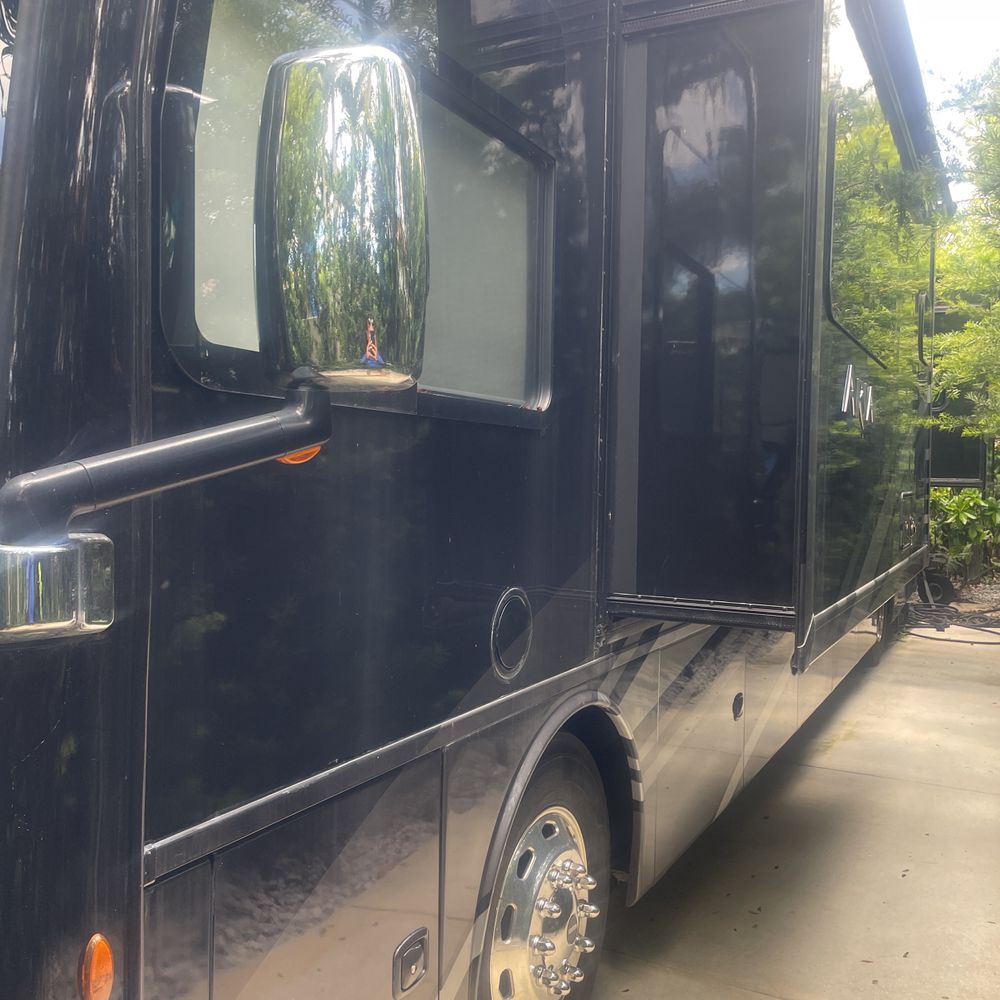 2022 Freight liner  XC-R motor home Chassie Motor home