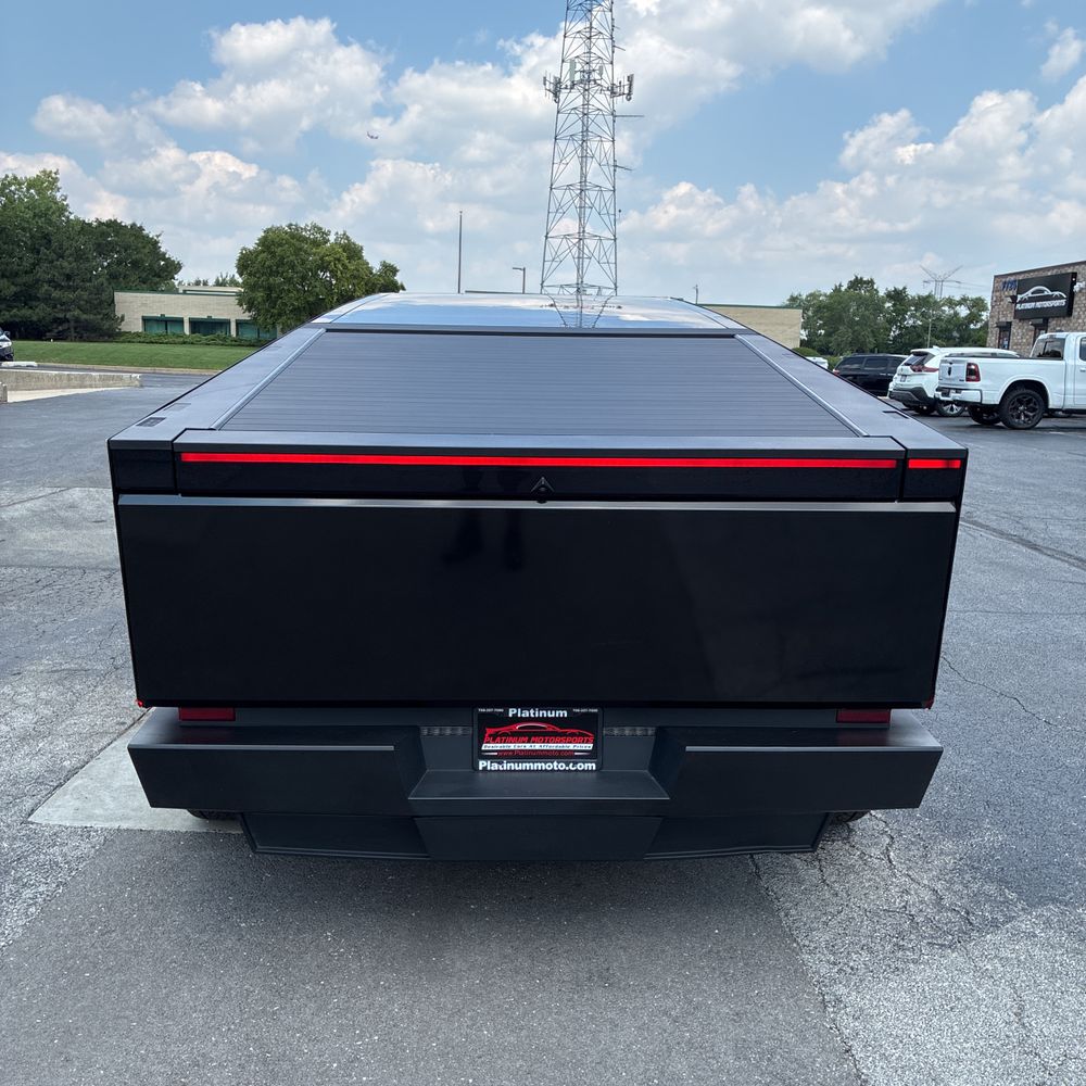 2024 Tesla Cybertruck Base