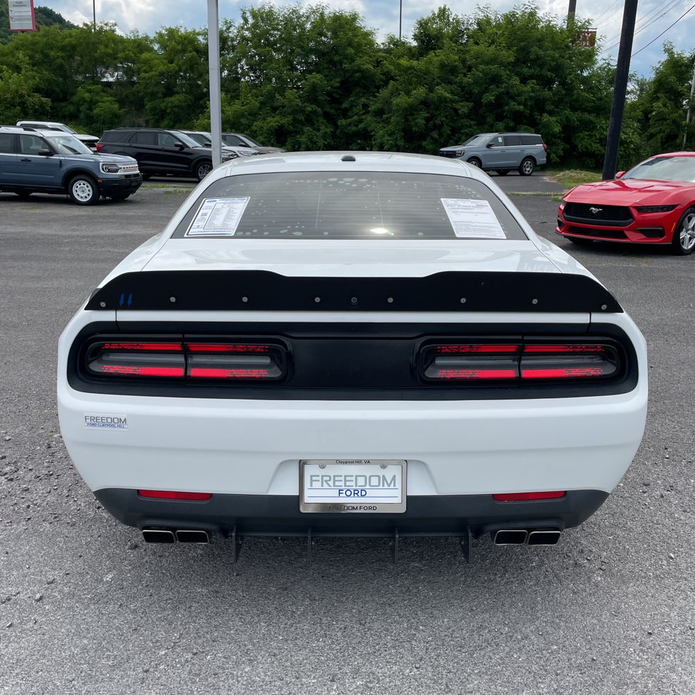 2018 Dodge Challenger R/T photo 7